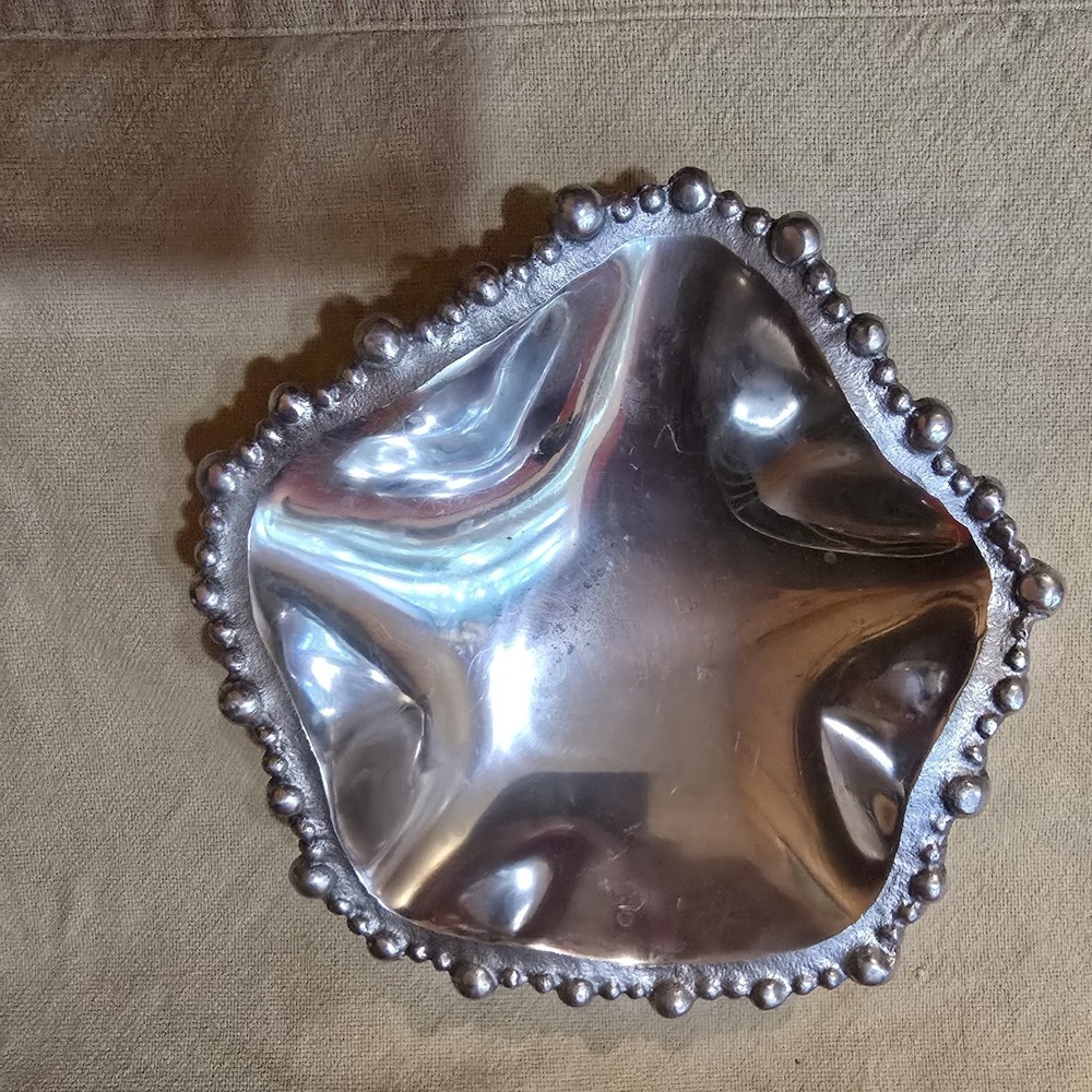 Mariposa Style Beaded Rim Aluminum Star Bowl Silver Decorative Catchall 6.5 Inch
